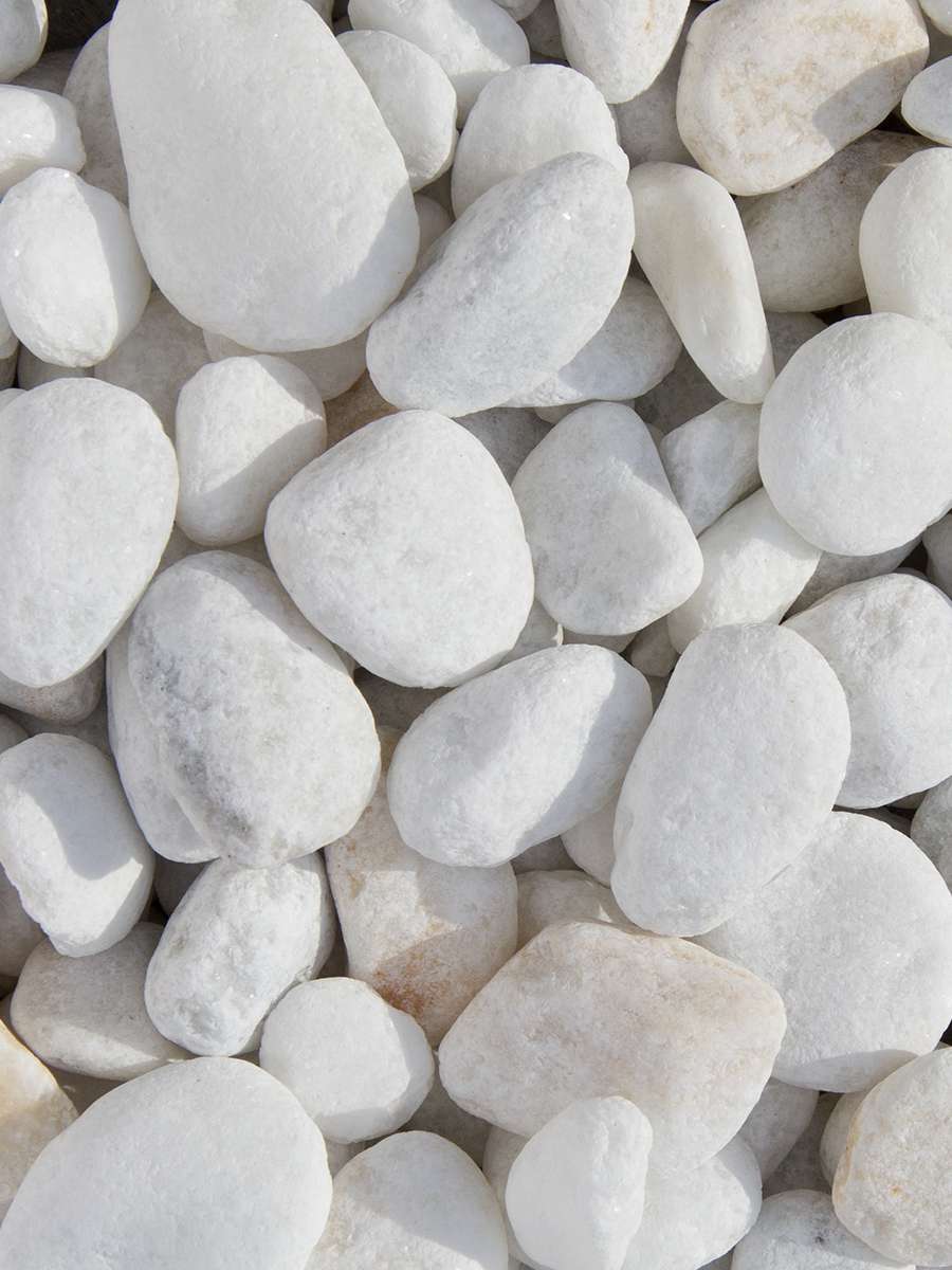 Marmorkies weiß online kaufen? Bei Zierkiesundsplitt gut und günstig!