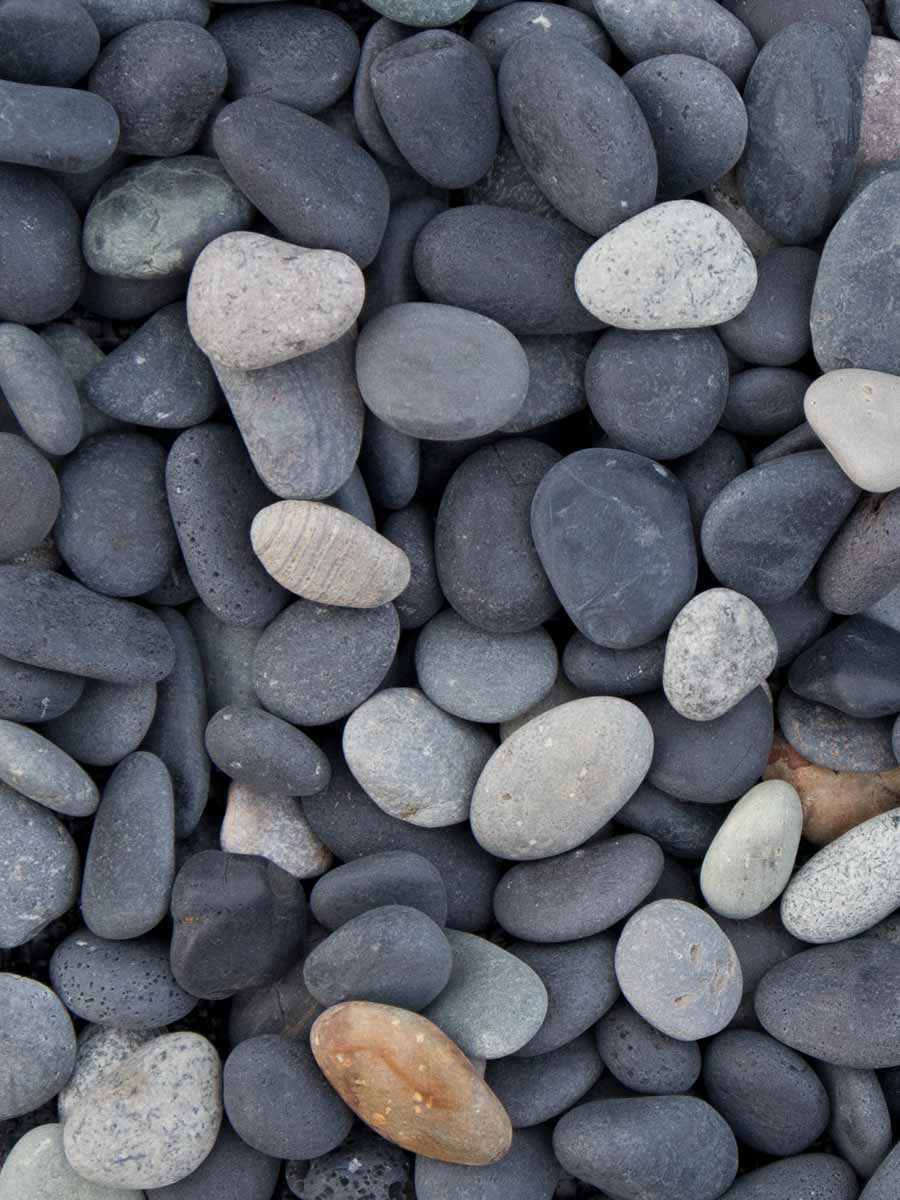 Beach Pebbles Schwarz 8 - 16mm