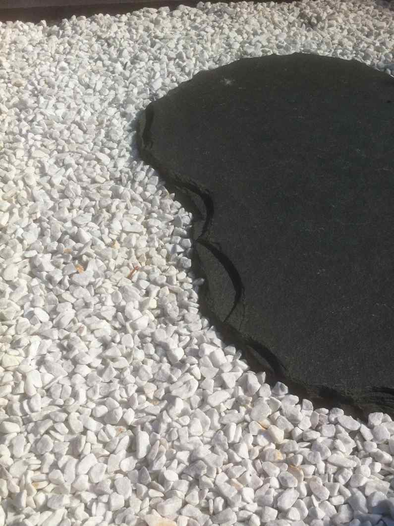 Carrara Splitt verlegt