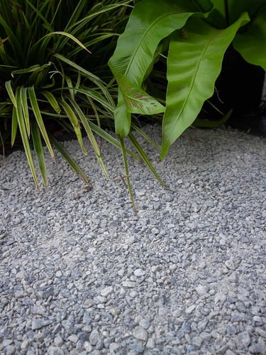 Dolomit Splitt Silver Grey 0 - 5mm verlegt