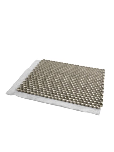 Zwei Paletten Kiesgitter EuroGravel PLUS Beige (85,1m2)