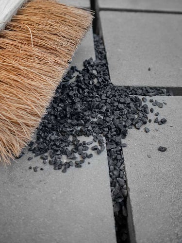 Fugensplitt Schwarz 2 - 5mm verlegt